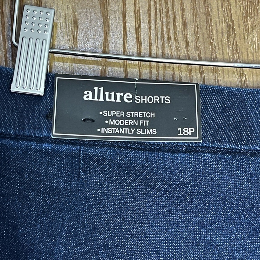Allure Blue Denim Bermuda Shorts Casual Comfort - Picture 3 of 3